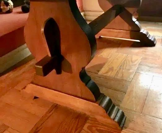 MESA de PEDRA e MOGNO maciço - antiga - 103x55x51 cm/s