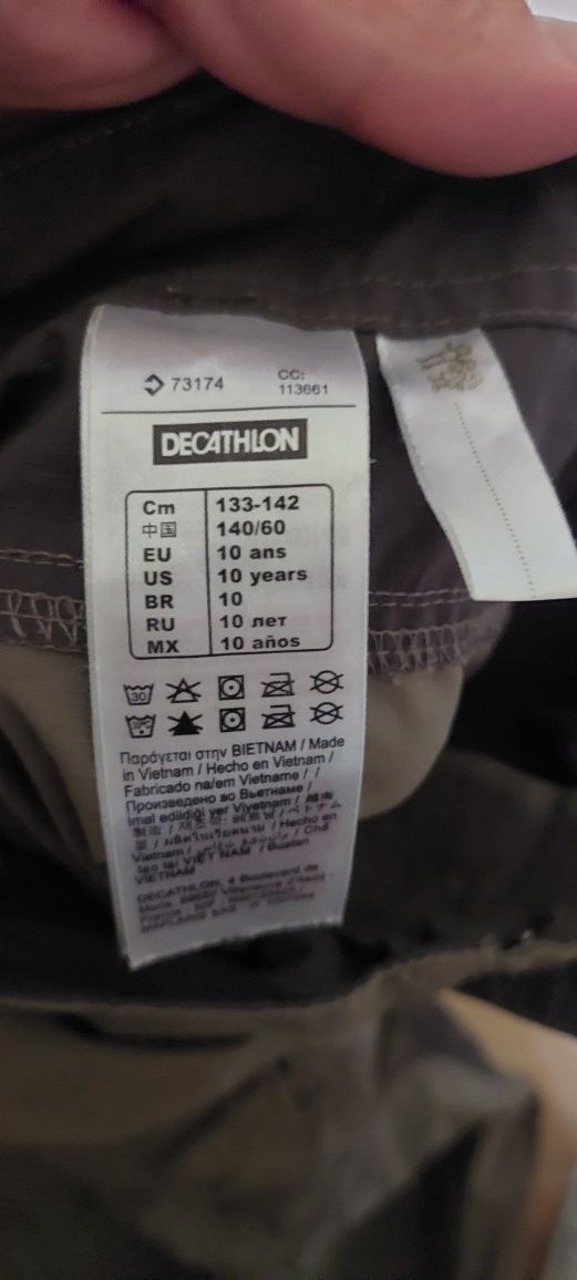 Spodnie trekingowe Quechua na 9-11 lat