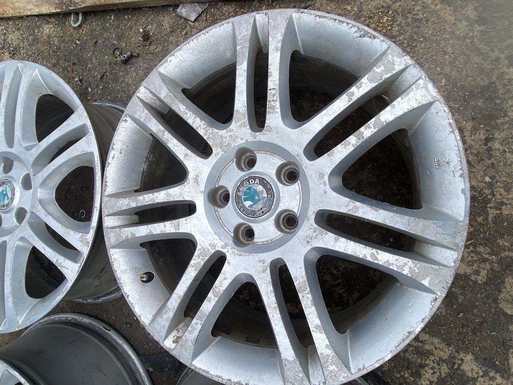 Титани Легкосплавні диски колеса Р18 5/112 R18 Skoda Volkswagen