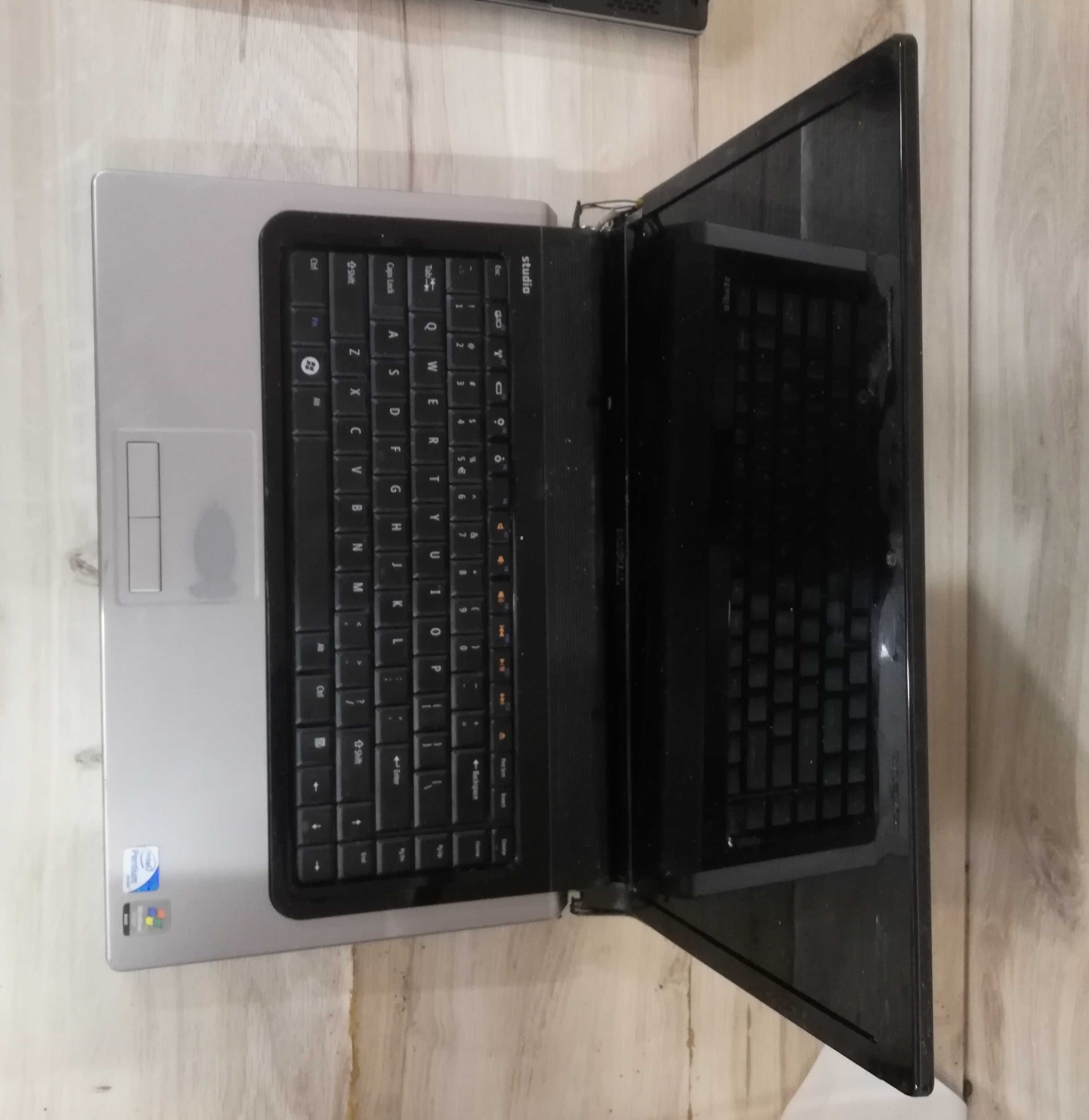 Laptop Dell Studio 1555
