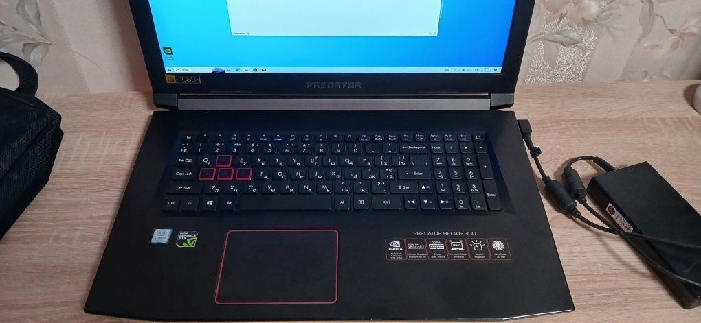 Продаємо ігровий Ноутбук ACER Predator Helios 300 PH317-52