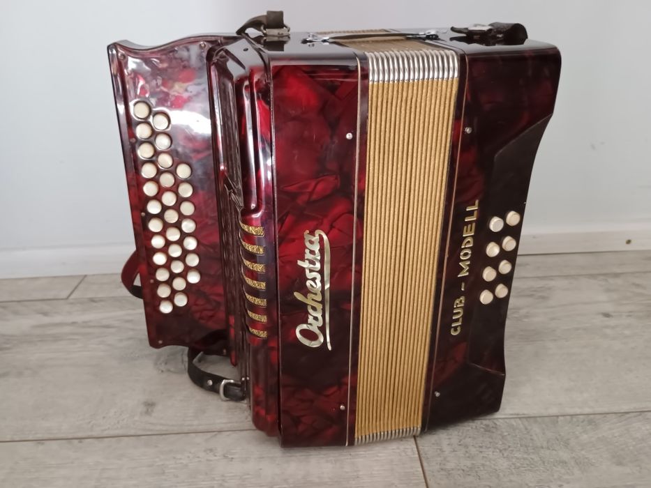 Akordeon diatoniczny,  heligonka Orchestrą Club