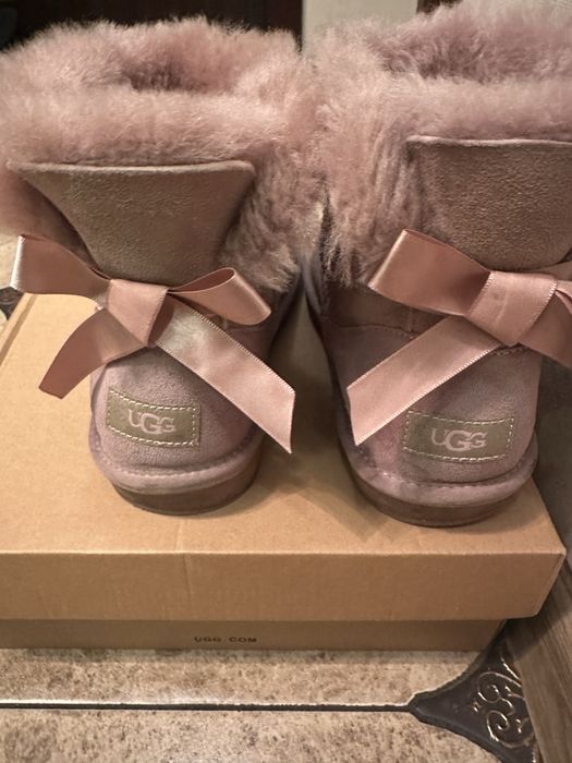 Оригінальні жіночі уггі, рожеві ugg, зимове жінове життя