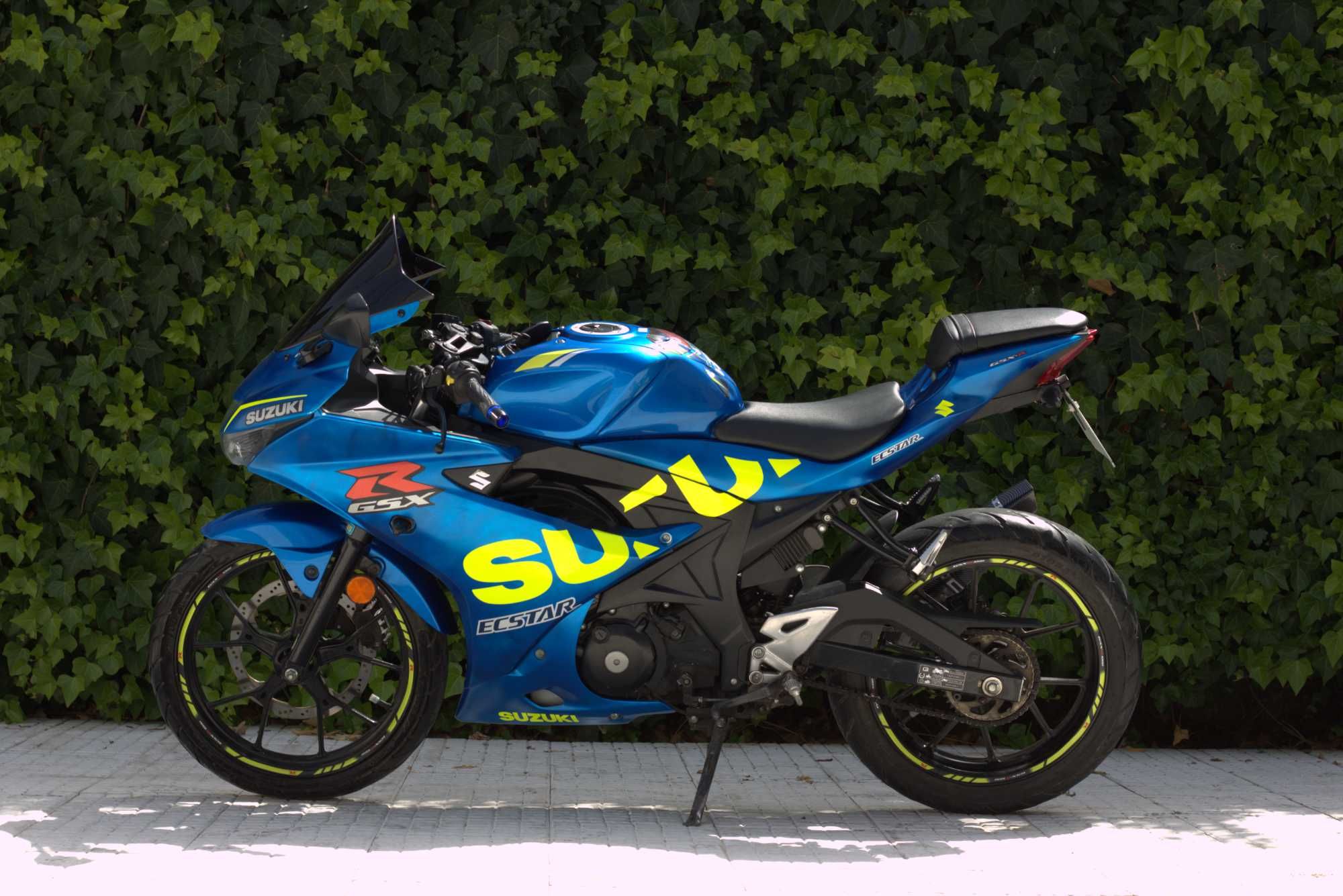 Suzuki GSX-R 125 Excelente!!!