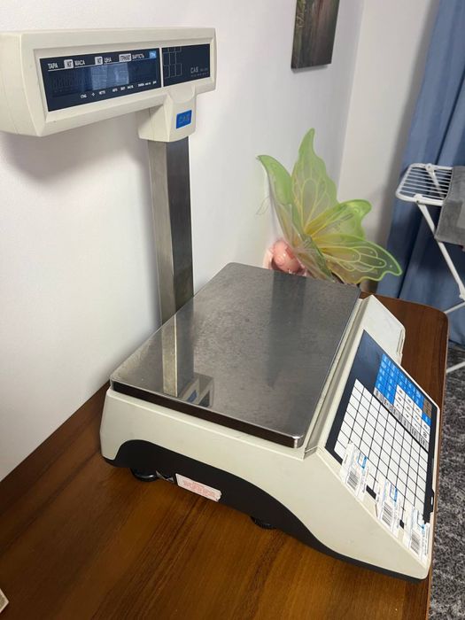 Продам обладнання для магазину Ваги, монітор, чекодрук