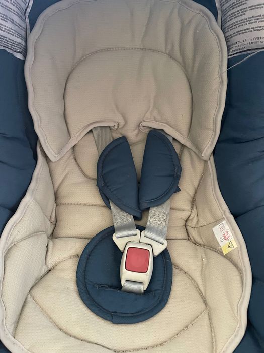 Ovo de bebé da chicco com base