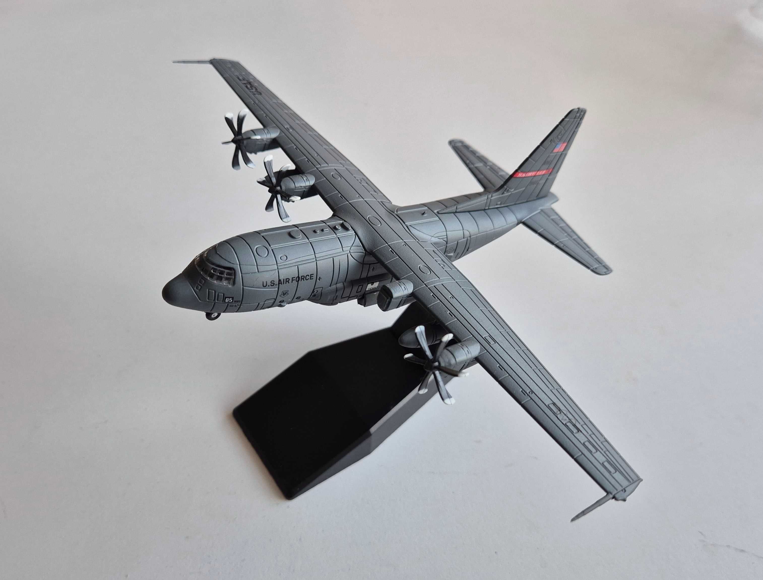 Hercules C130 1/200