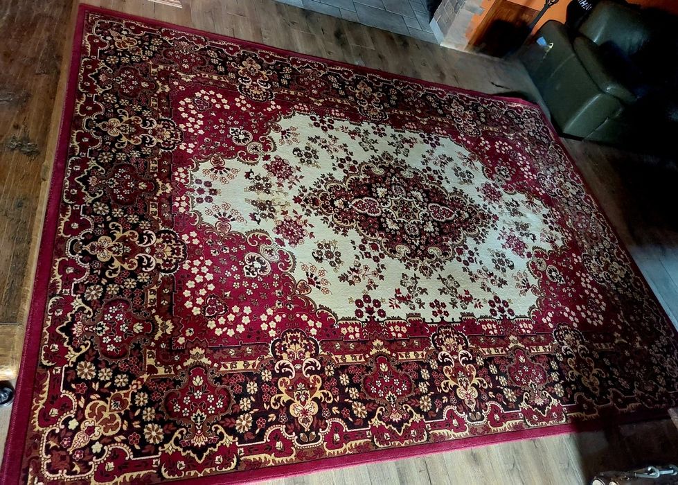 Klasyczny dywan orientalny w kolorach bordo i kremu – 320×155 cm