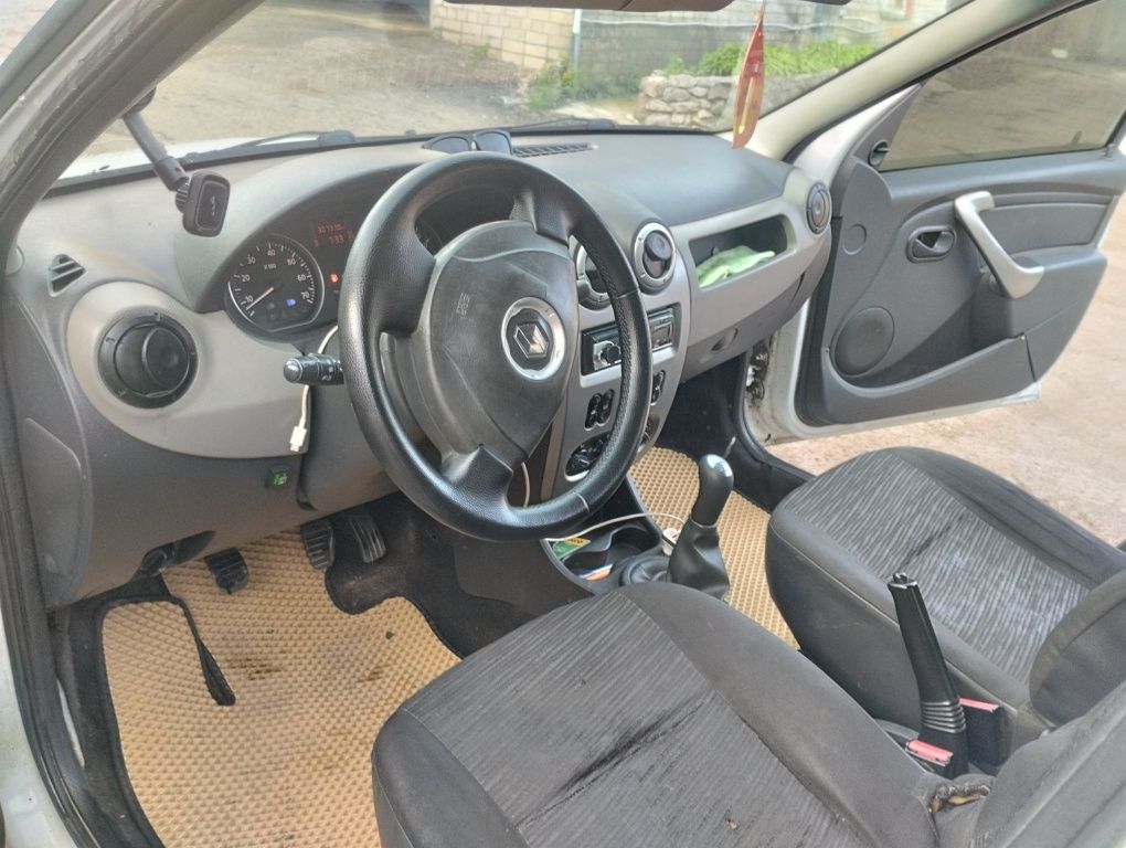 Renault logan 1.6 газ /бензин