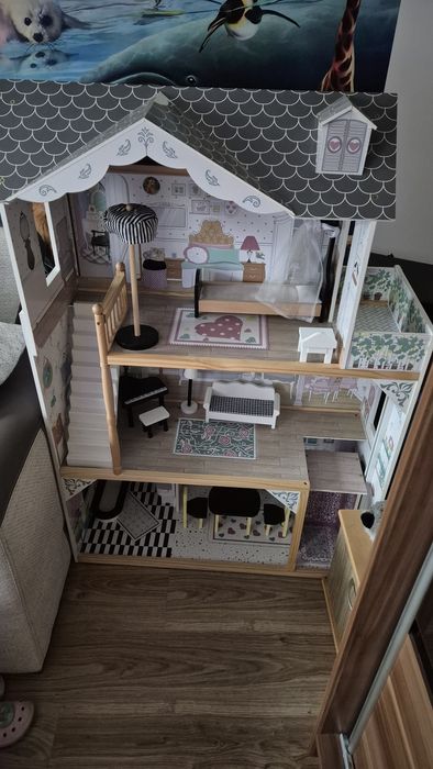 Domek drewniany dla lalki barbie