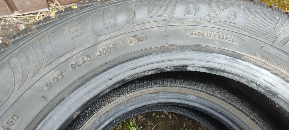 Opony zimowe z 2015r 6mm 185/65/15 Fulda N
