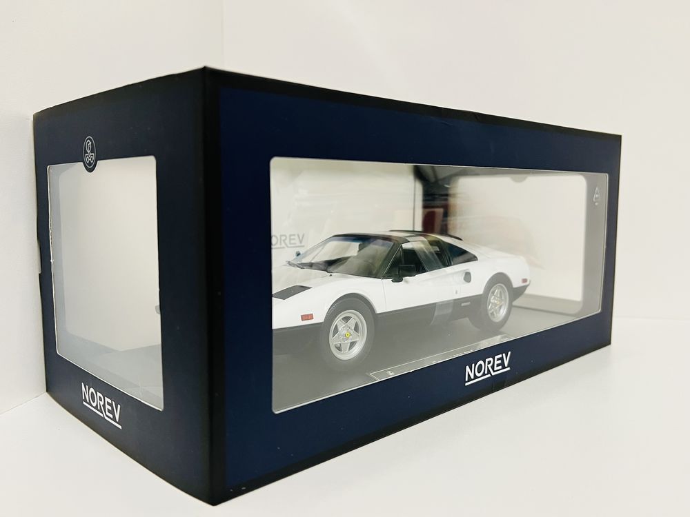 Ferrari 308 GTS biały limit 200 sztuk skala 1/18