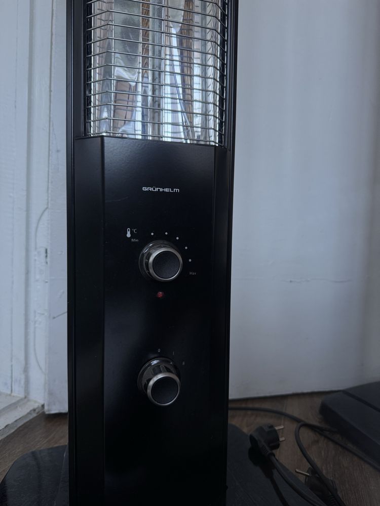 Інфочервоний обогрівач GRUNHELM GI-1800V
