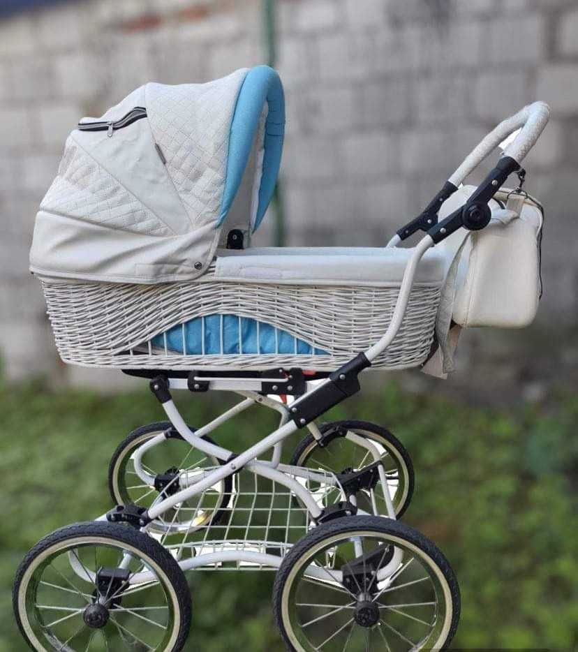 Wózek Baby Fashion 3w1 Styl retro Wiklina i biała eco-skóra.