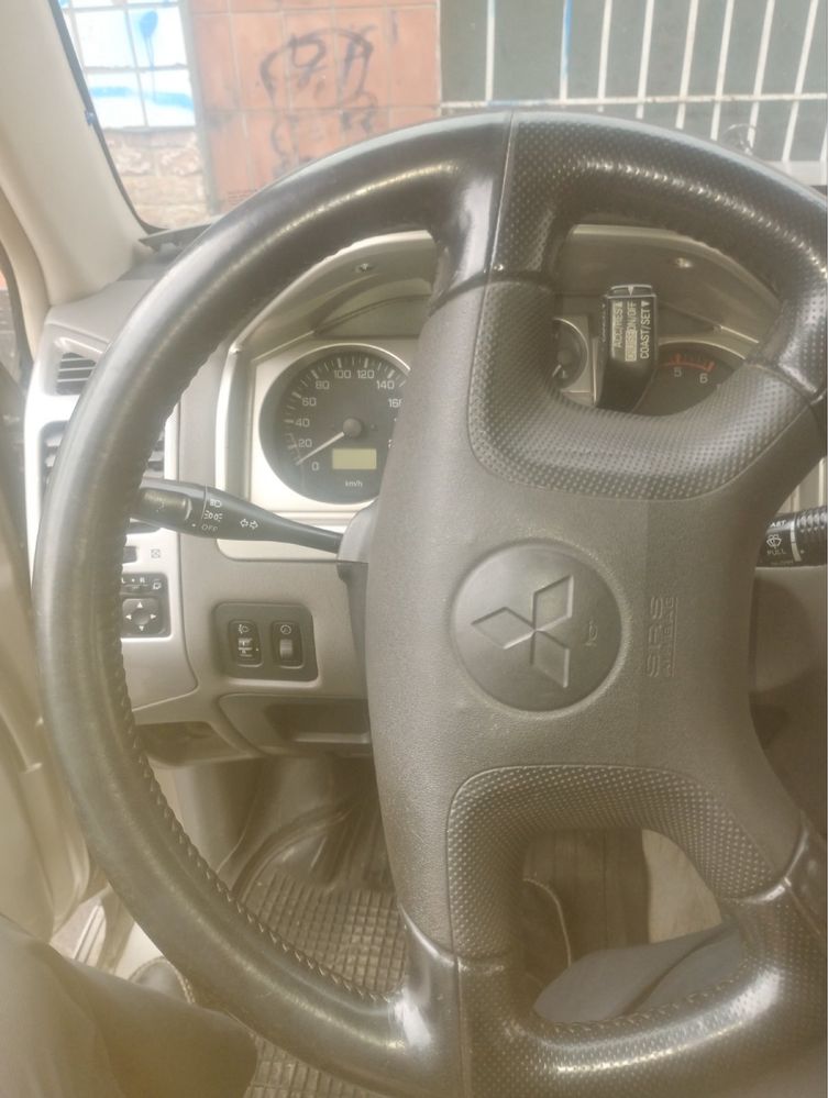 Mitsubishi Pajero Wagon 3  Дизель 3,2