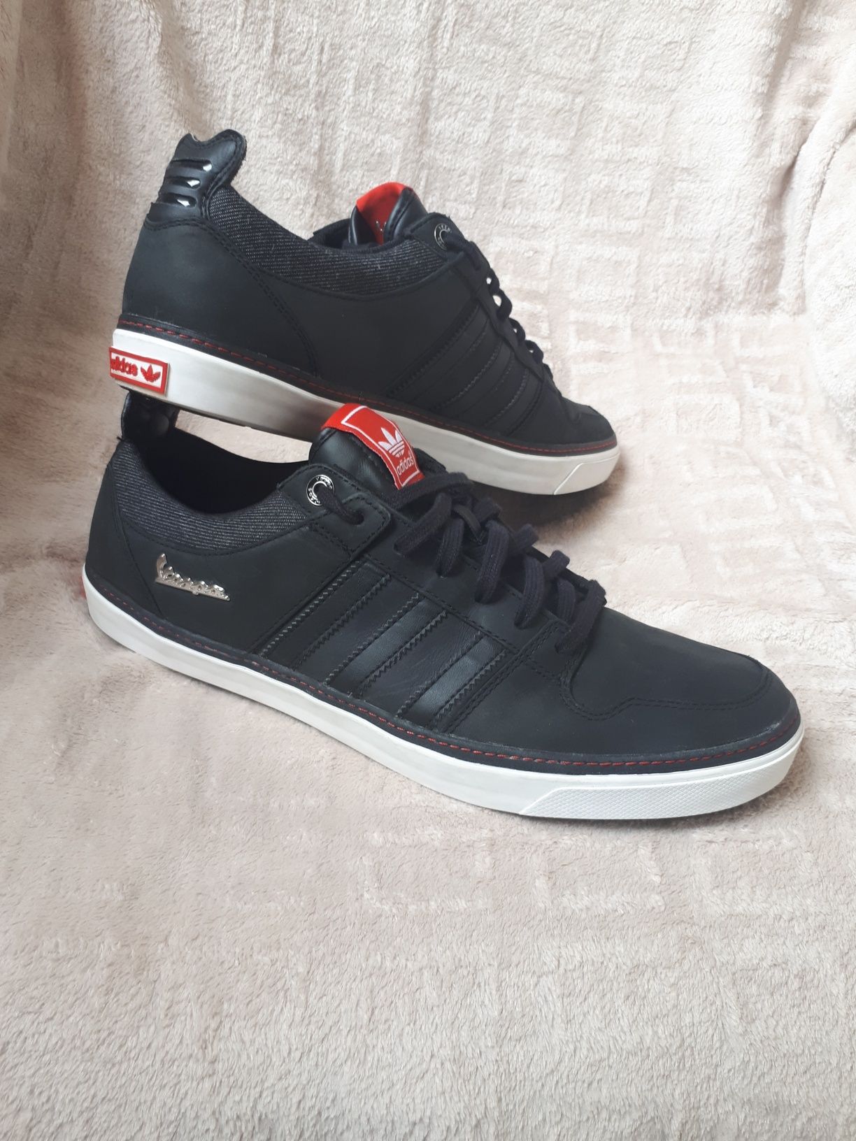 Adidas  28.5см Кожа.