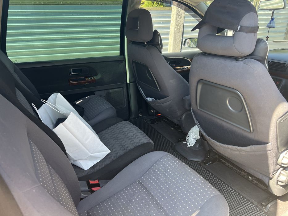 Продам сеат альхамбра 2003 року випуску