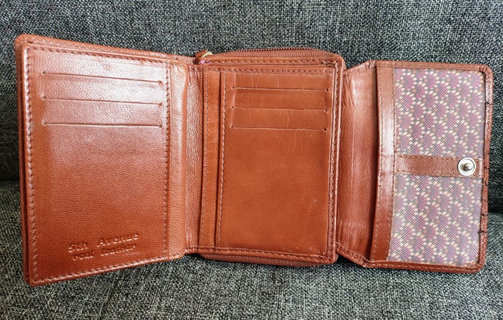 Skórzany portfel damski brązowy 5th Avenue