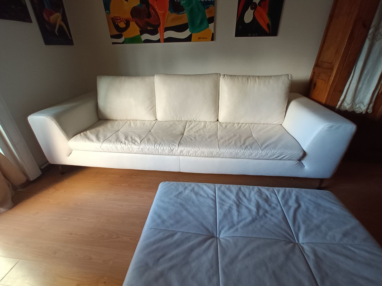 Sofá 3 lugares Antarte 250€.