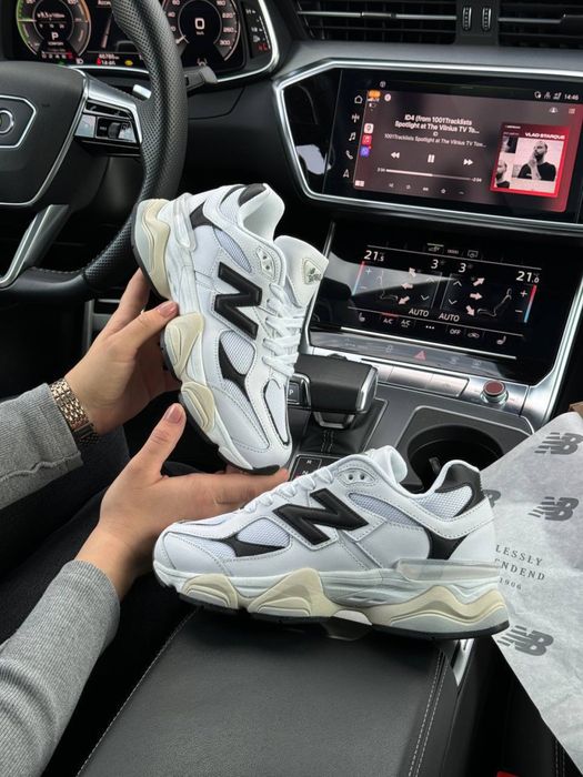 Жіночі кросівки N*w B*lance 9060