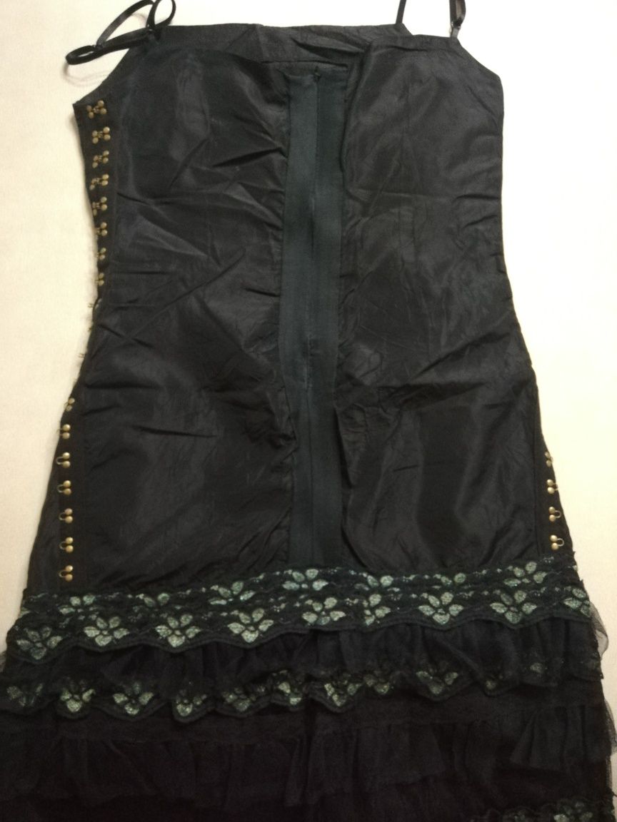 Vestido preto de cerimónia