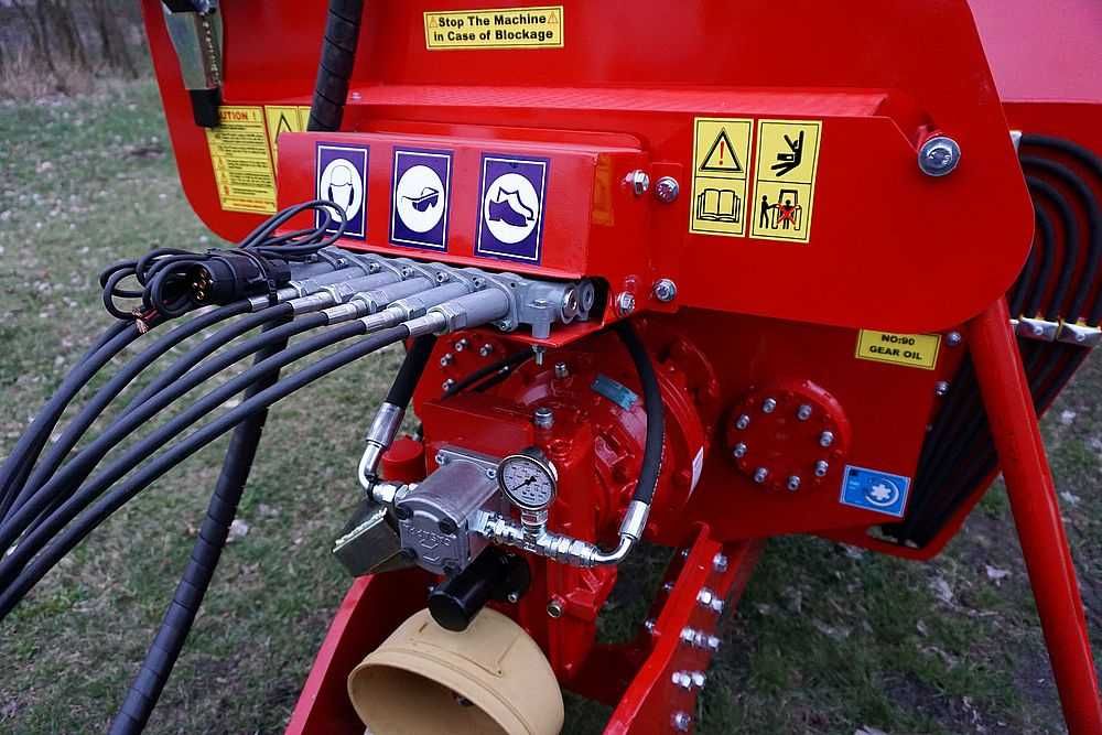 Poziomy paszowóz, wóz paszowy INTERMIX R12 Premium