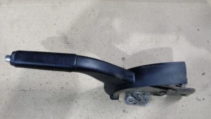 Ручник Mitsubishi Lancer X