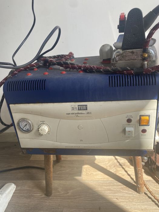 Парогенератор зі столом