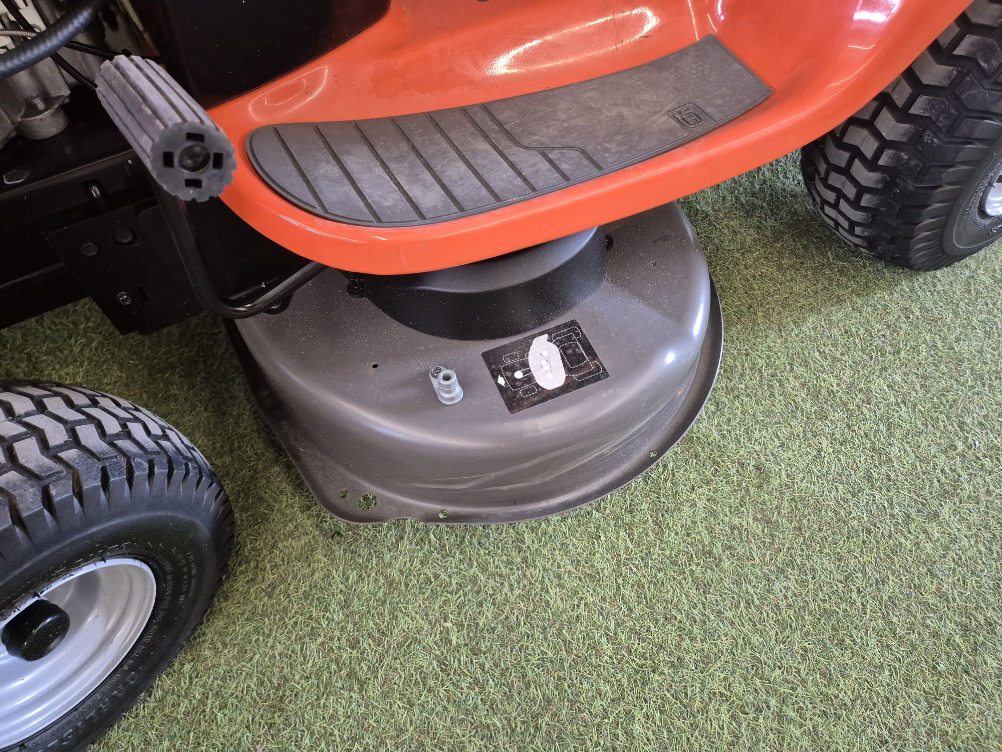Traktorek kosiarka Husqvarna Briggs pompa oleju automat jak nowy