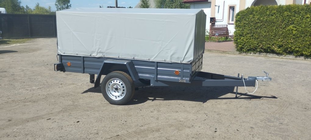 причіп до легкового автомобиля.буса.