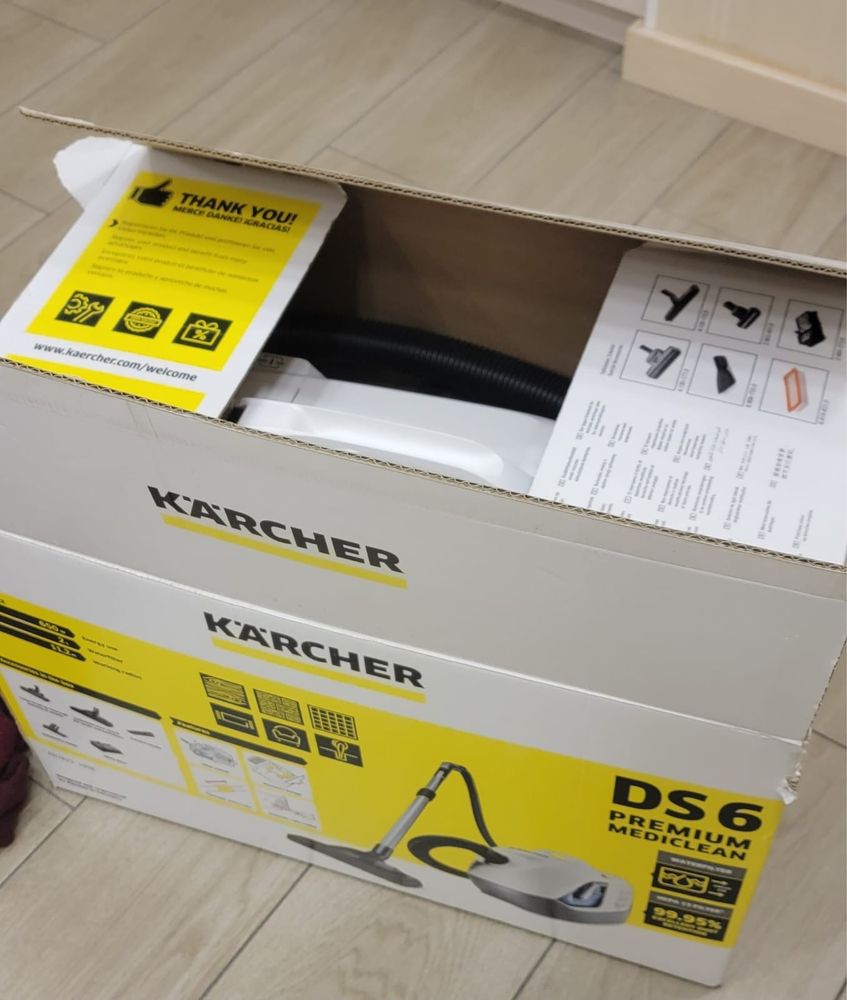 Пилосос з аквафільтром Karcher DS 6 Premium