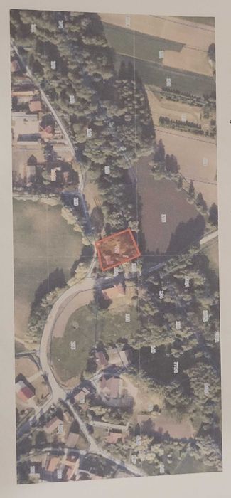 Działka wraz z budynkiem mieszkalno- garażowym o pow. 0.1493ha