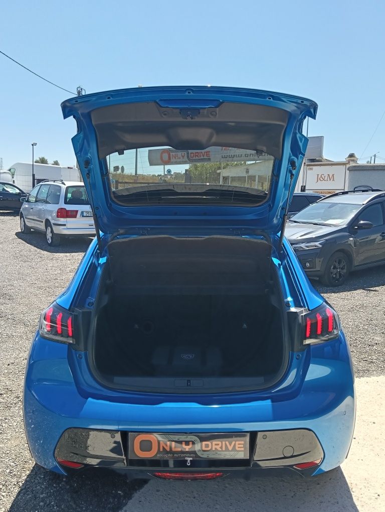 Peugeot e-208 Allure Pack, 02/2023, 23579kms,