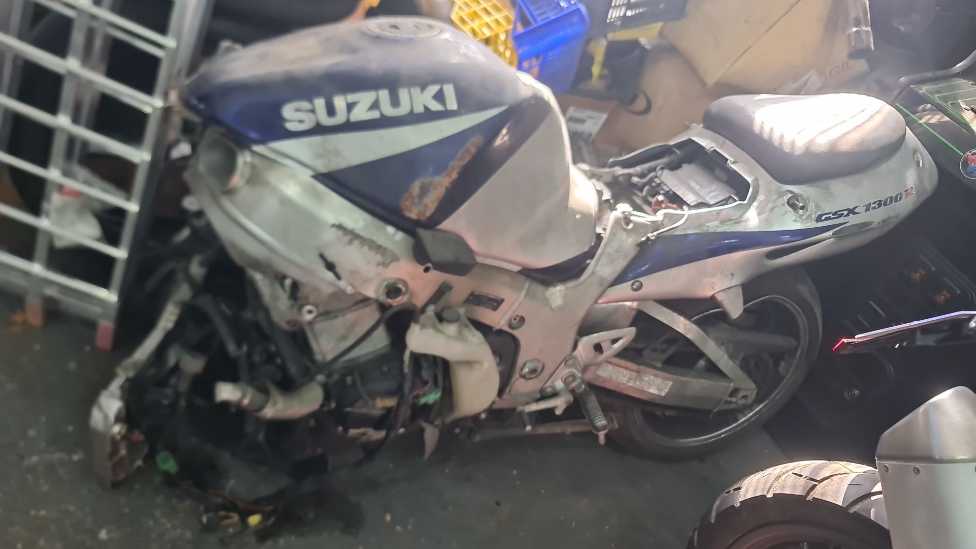 Suzuki gsxr 1300 hayabusa