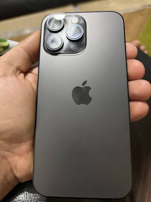 Apple iPhone 14 Pro Max 128Gb Space Black в отличном состоянии.