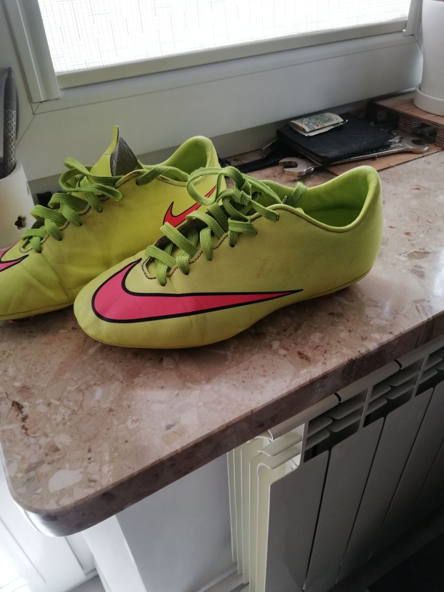 Korki dziecięce Nike Mercurial