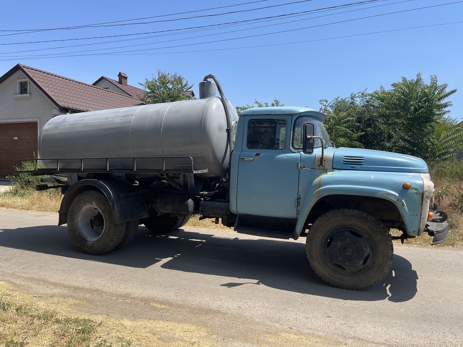 ЗИЛ 130 асенізатор
