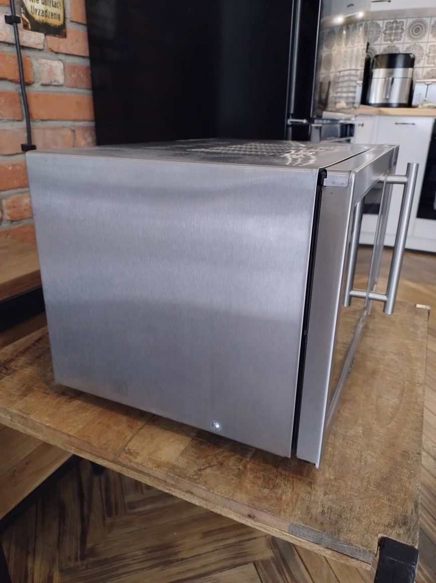 Kuchenka mikrofalowa PowerPoint PP900SSKLT