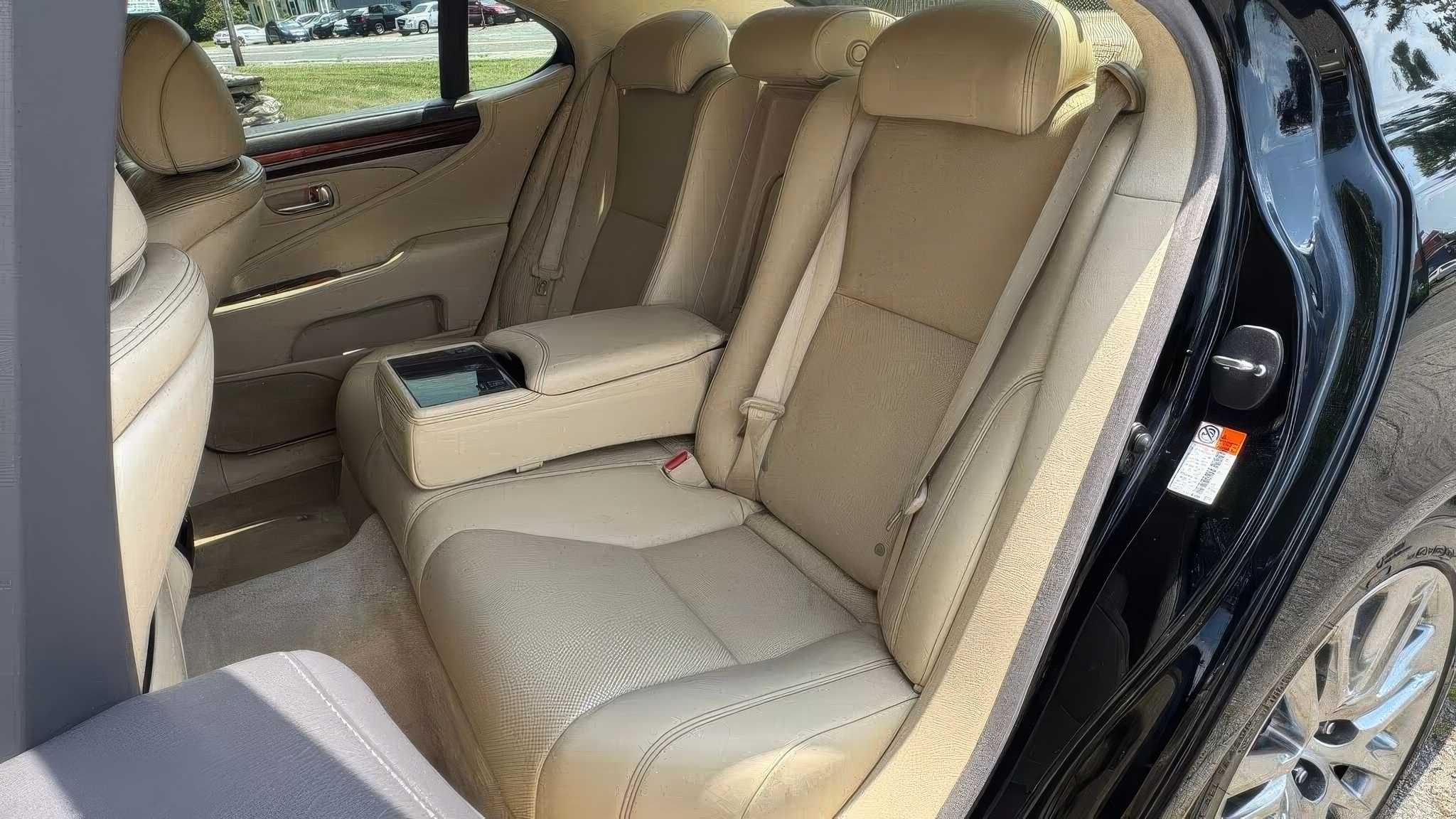2015 Lexus LS 460