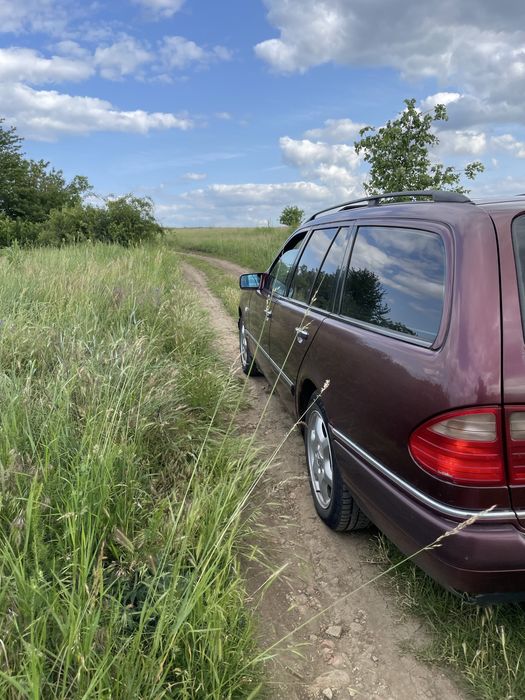 Комфортне Авто W210