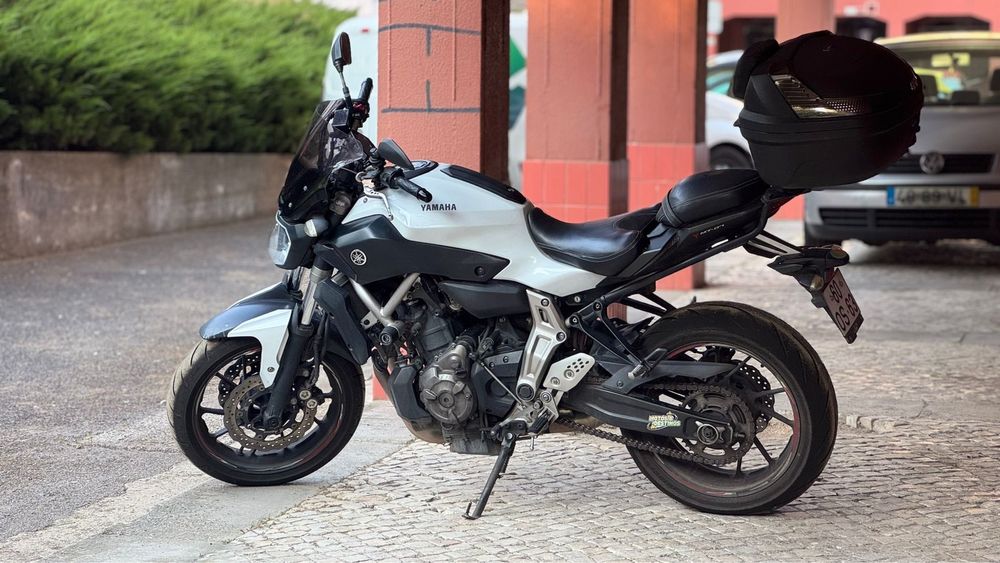 Mota Yamaha MT 07