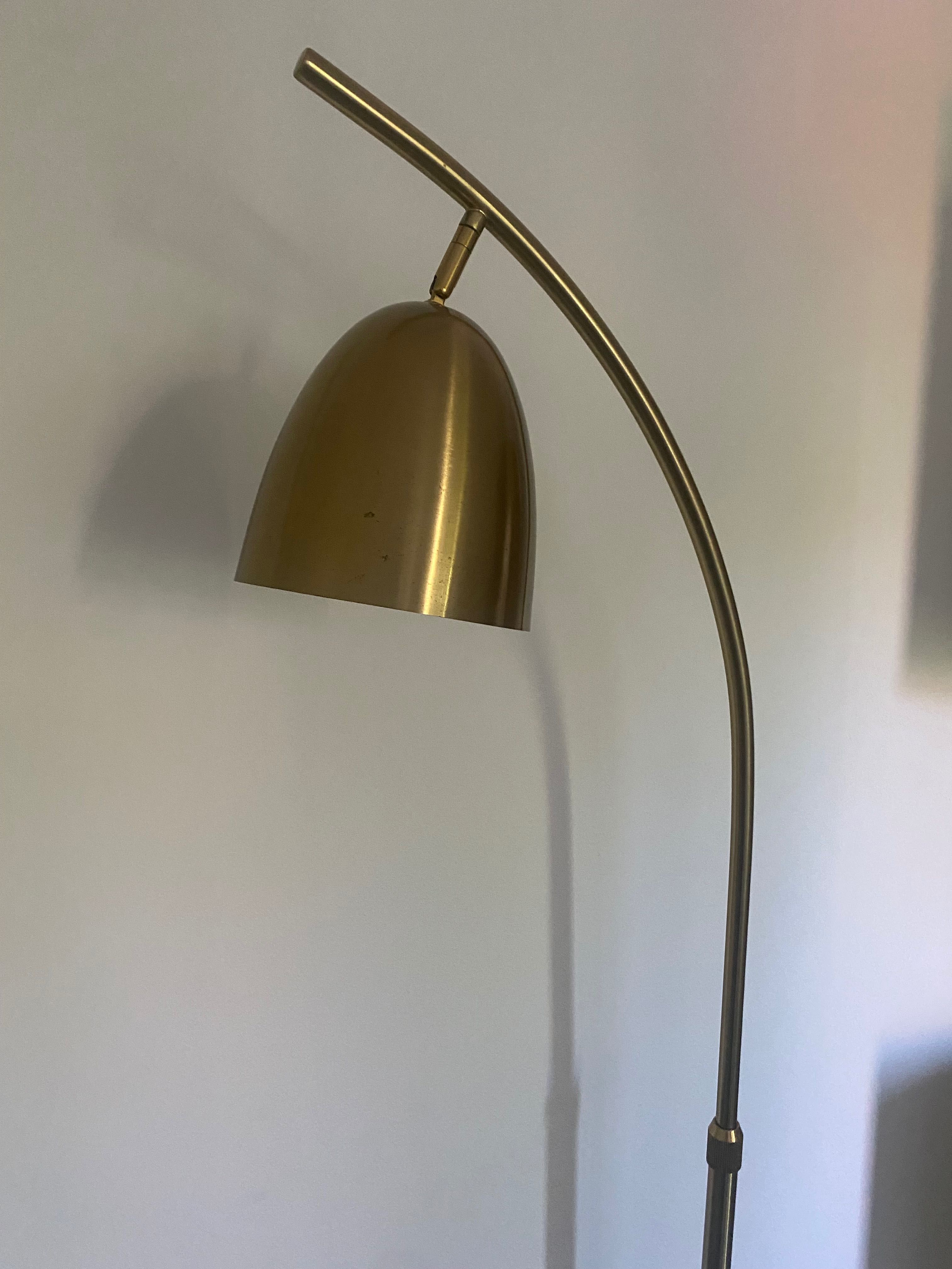 Candeeiro dourado