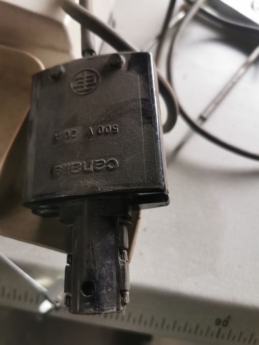 Máquina de pregar botões