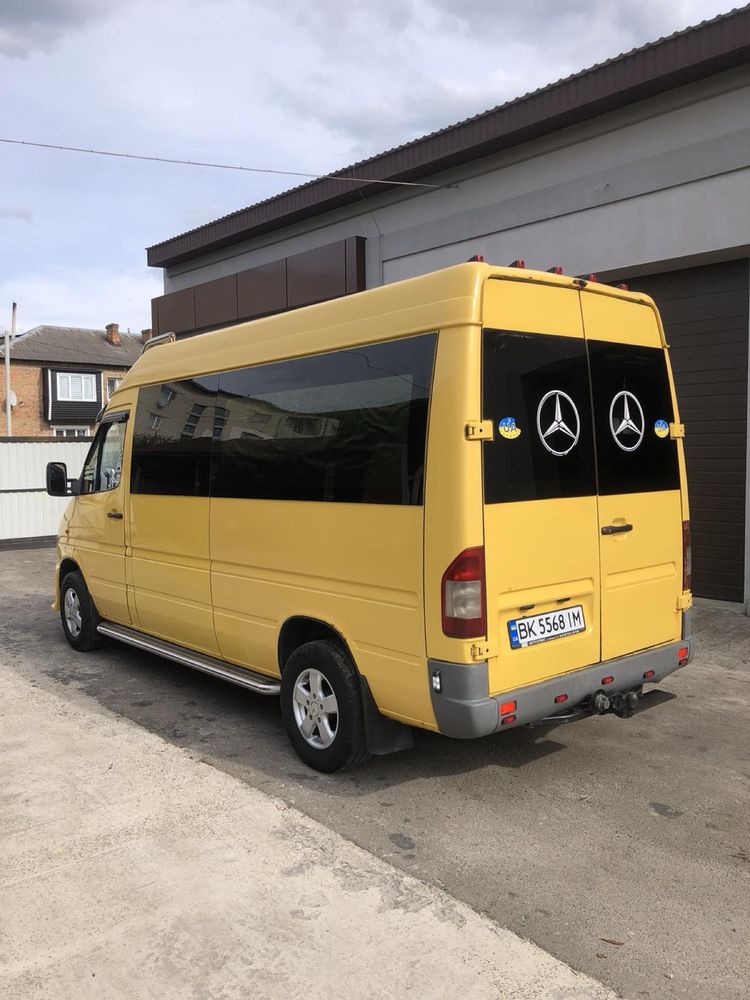 Mercedes-Benz Sprinter