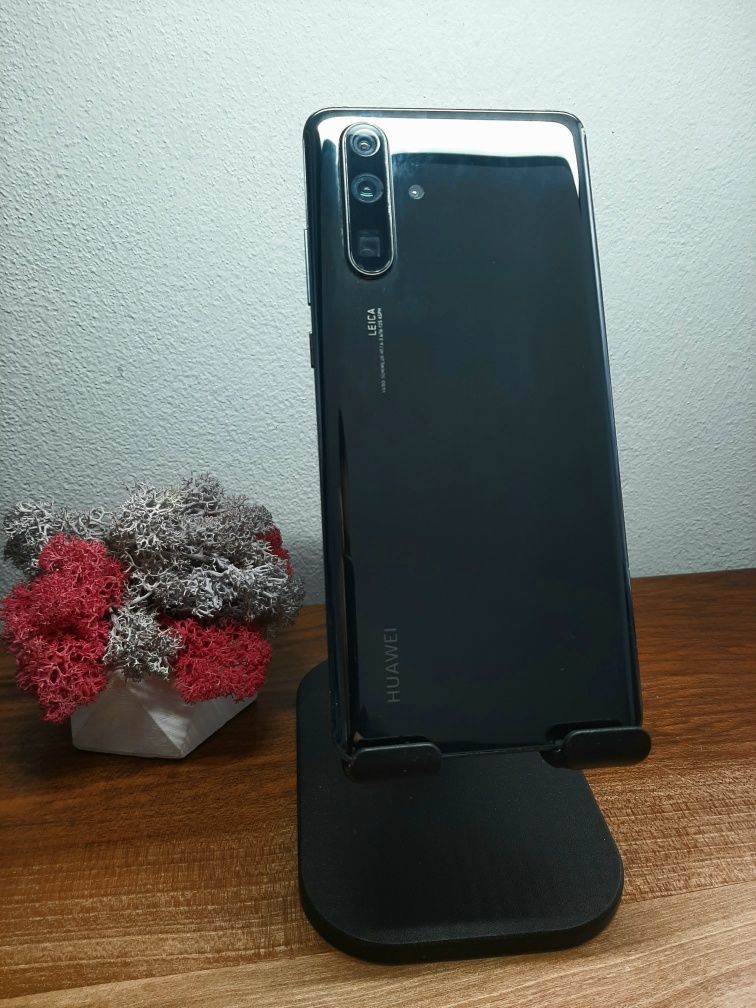 Оригінал телефон Huawei P30 Pro 8/128GB