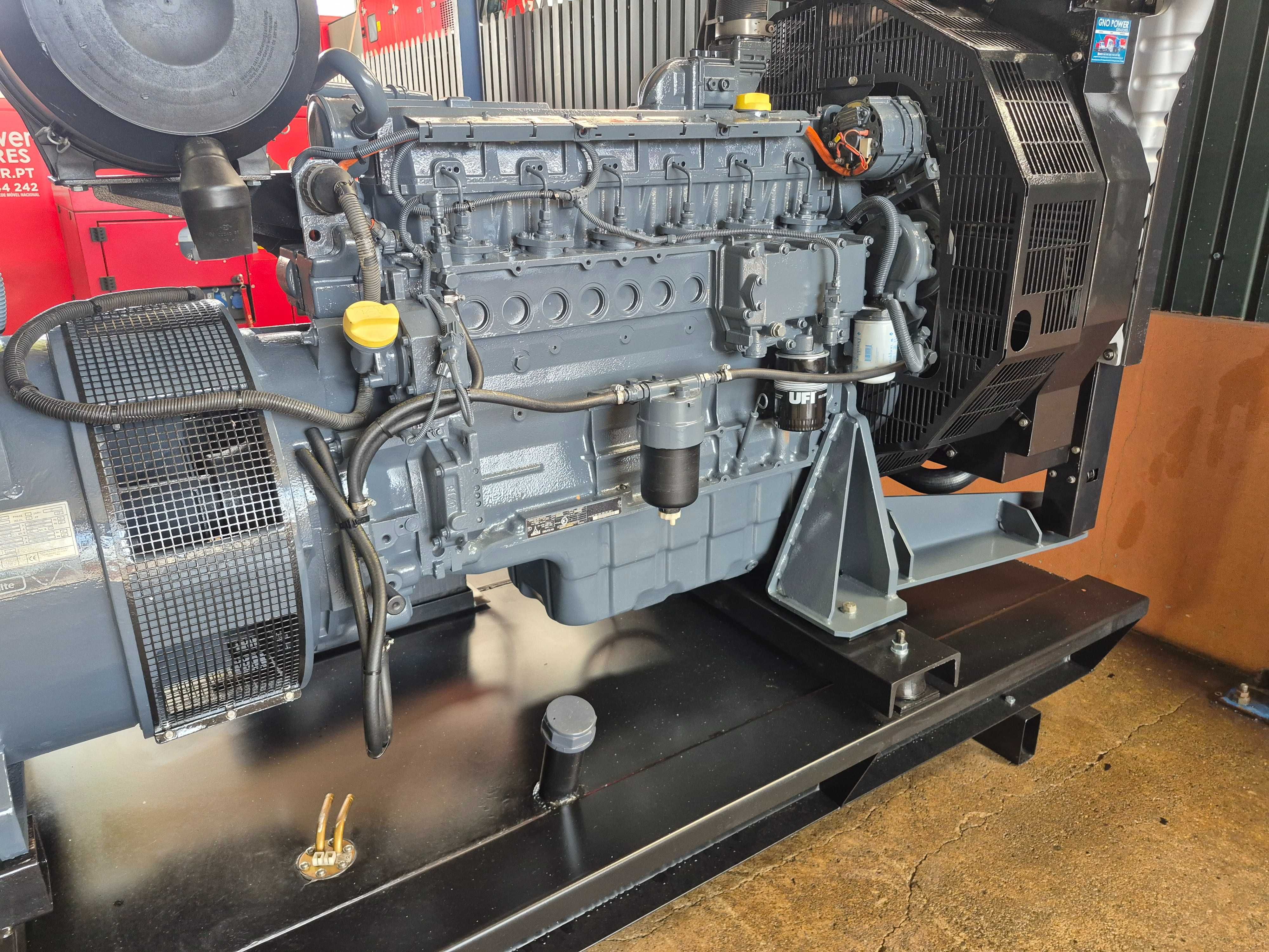 Gerador 200 KVA CHASSI