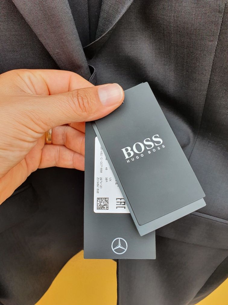 Blazer Hugo Boss parceria Mercedes Amg