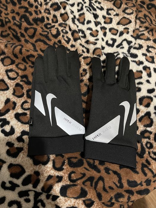 Перчатки nike hyperwarm