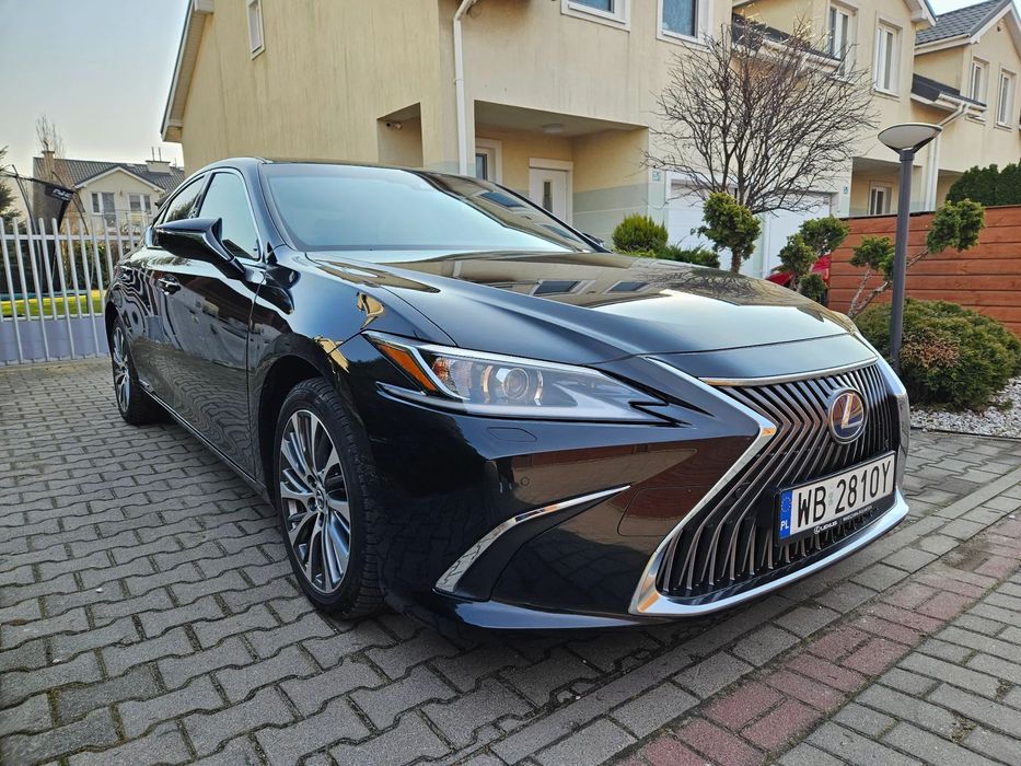 Lexus ES Lexus ES - bardzo zadbany, wyróżniająca się wnętrze