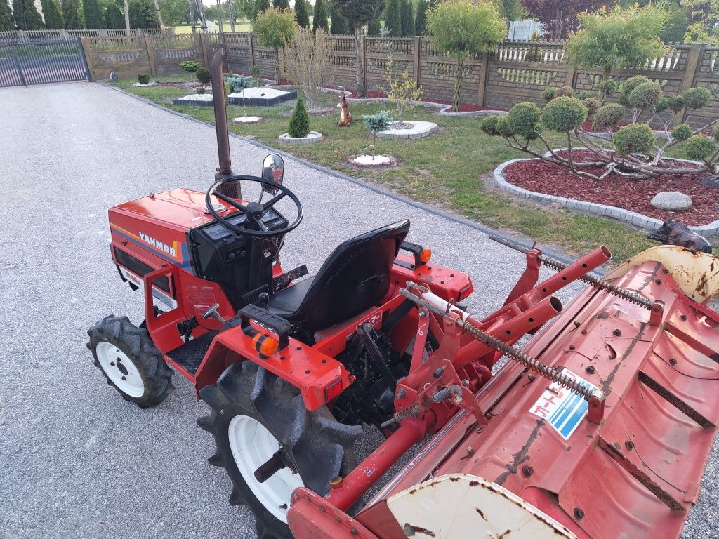 Traktorek Yanmar F13 D mini ciągnik/traktor